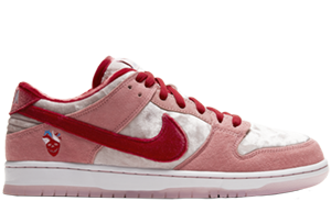 Dunk Low Strange Love